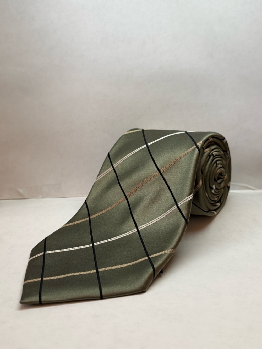 Geoffrey Beene Olive Windowpane Men's 100% Silk Tie